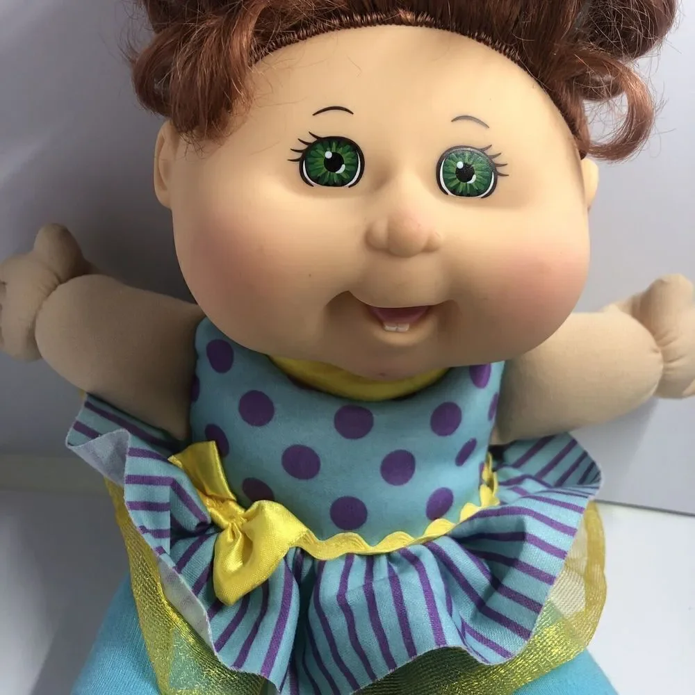 2011 Cabbage Patch Kid Tea Party Toddler Red Hair Green Eyes Polka Dot Dress